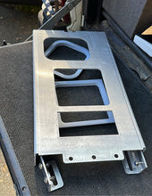 Load image into Gallery viewer, Range Rover Classic Metal Console